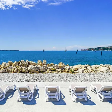 Stella Blue Floating House * Portoroz